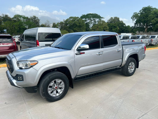 TOYOTA TACOMA 2016