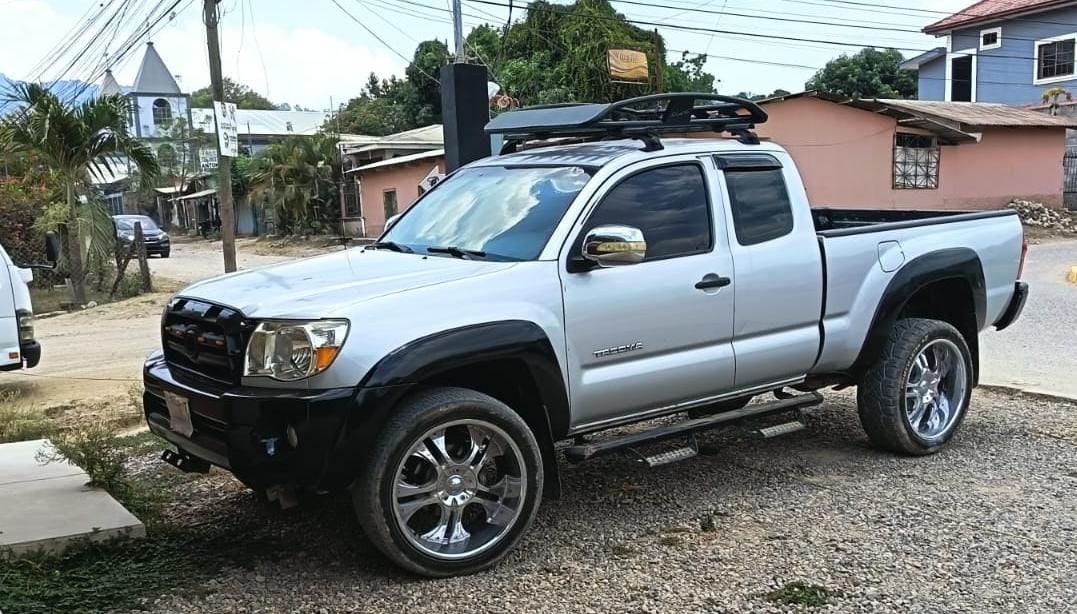 TOYOTA TACOMA 2005