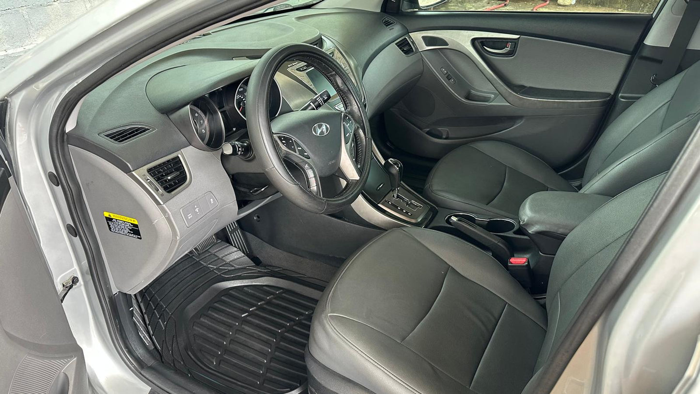 HYUNDAI ELANTRA 2013