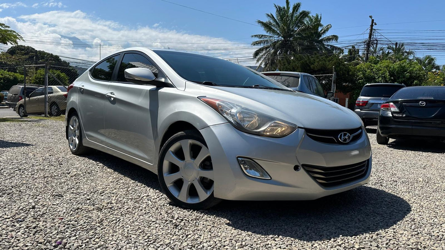 HYUNDAI ELANTRA 2013