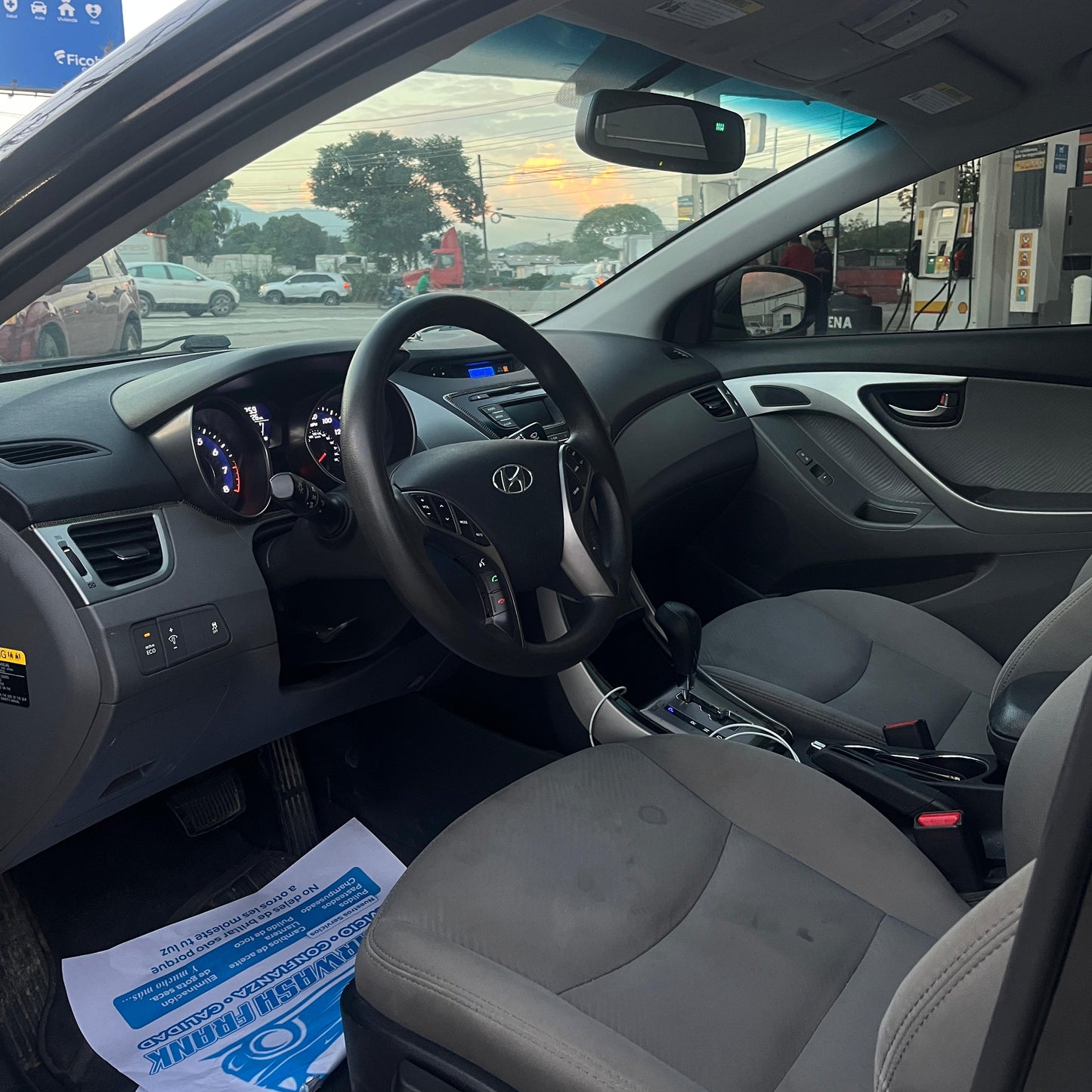 HYUNDAI ELANTRA 2013