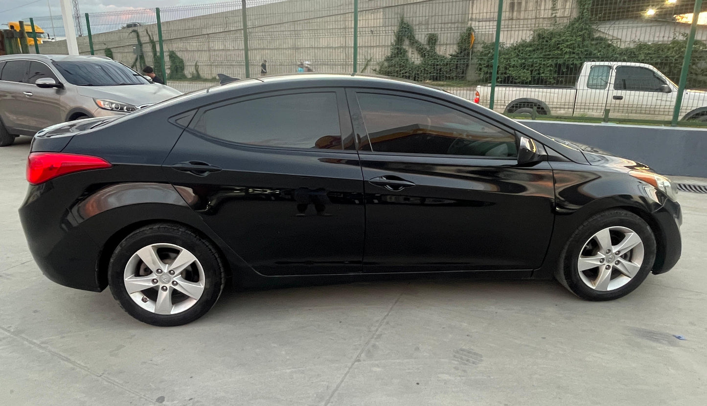 HYUNDAI ELANTRA 2013