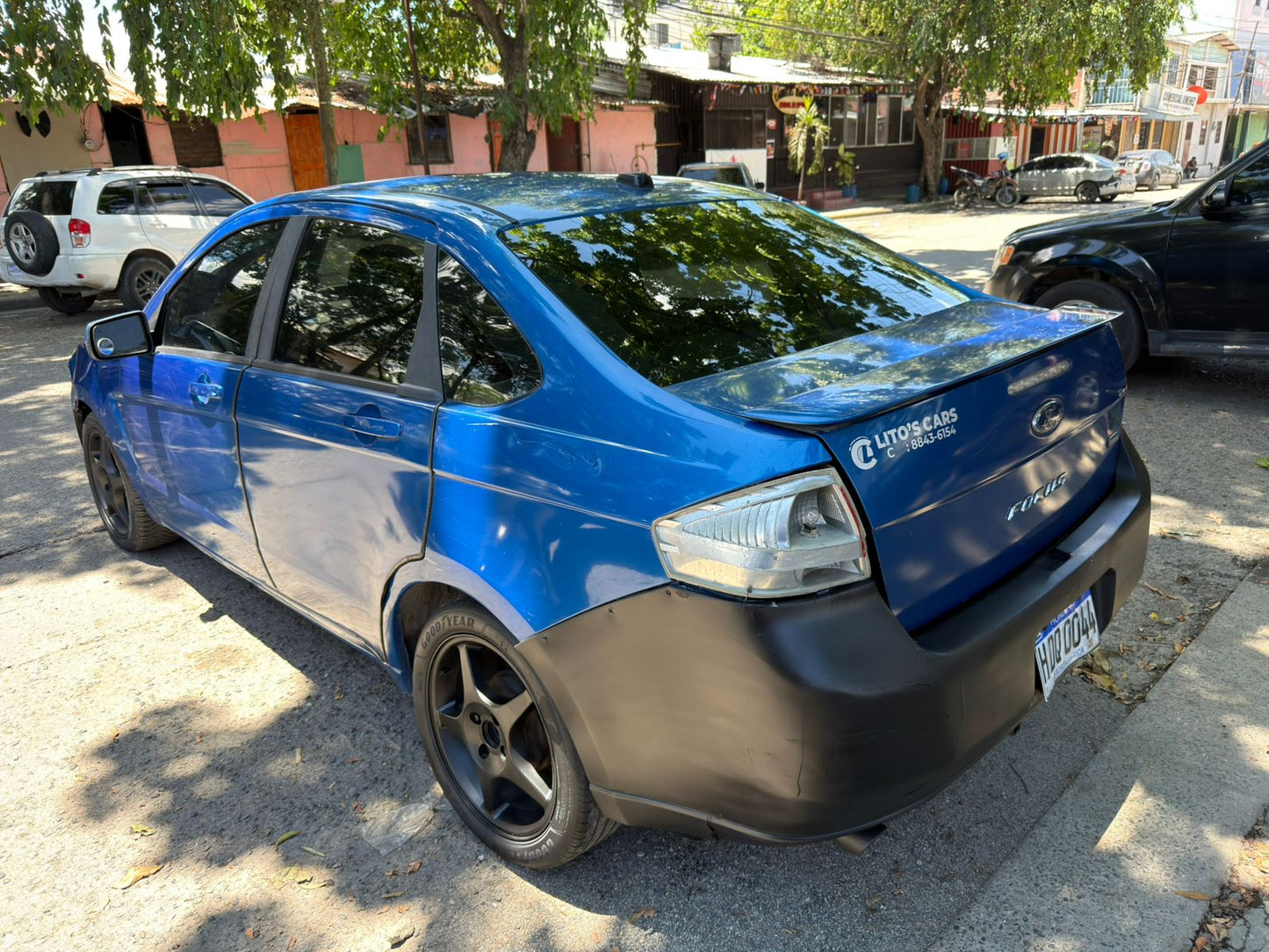FORD FOCUS 2010